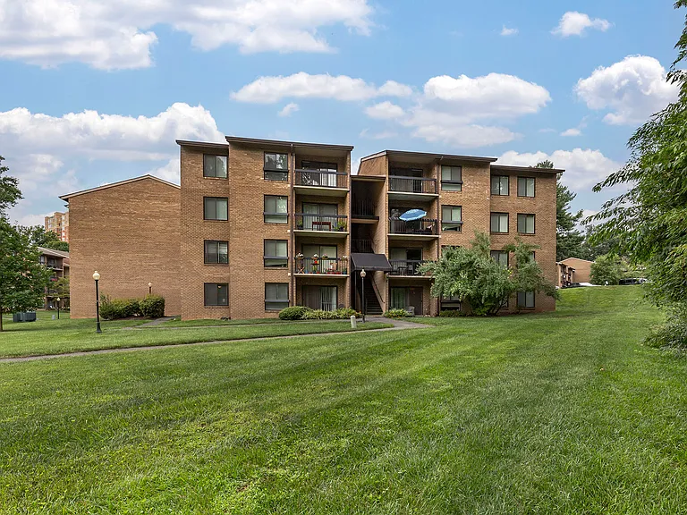 The Apartments at The Sycamores — Photo 16