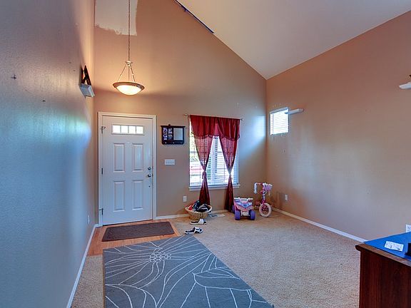 2nd image of 8608 81st Dr NE