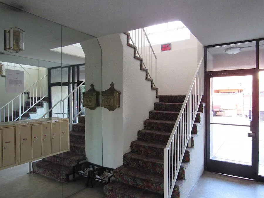 1242 S Holt Ave — Photo 2