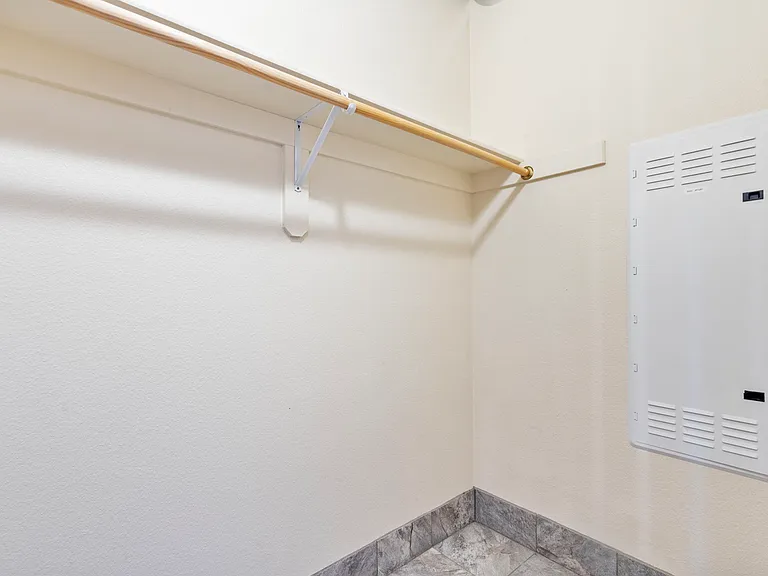 305 S Campbell Ave #203 — Photo 8