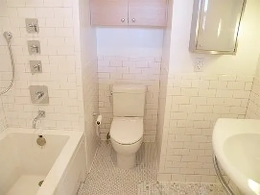 Rented by Koerner & Associates | media 6