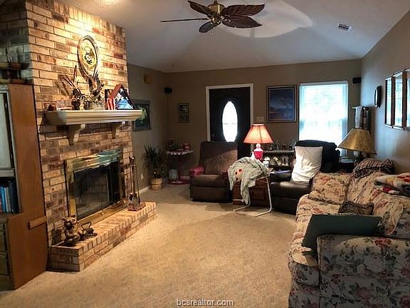 5th image of 16 Daytona Ln