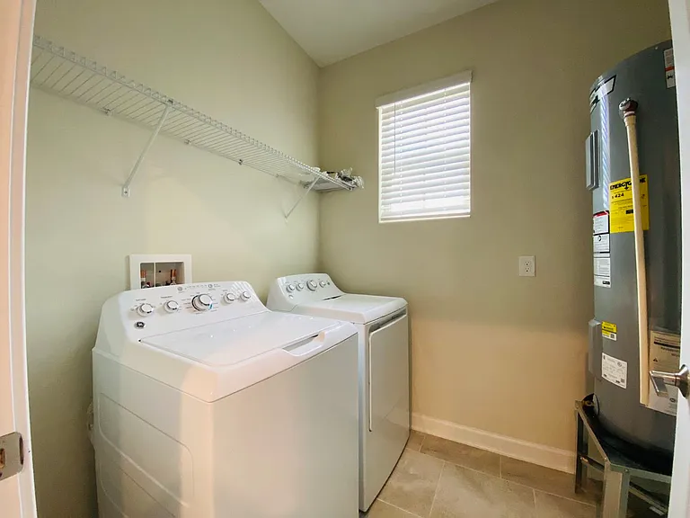 229 Gentle Breeze Ln — Photo 9