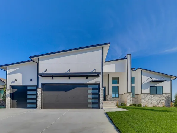 16112 W Sheriac St, Wichita, KS 67209