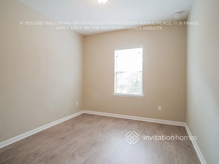 161 Woodfield Ln — Photo 13