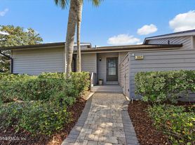 337 Quail Pointe Dr, Ponte Vedra Beach, FL