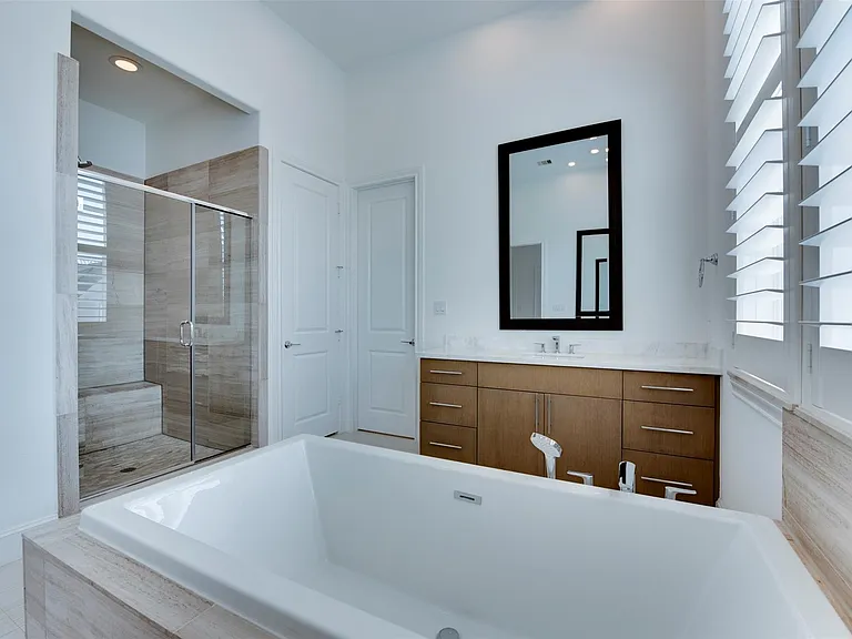 8736 Oak Kolbe Ln — Photo 28