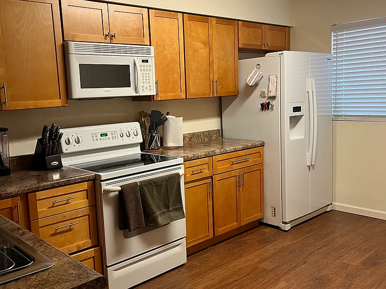 828 Lincoln Ave #4 — Photo 12