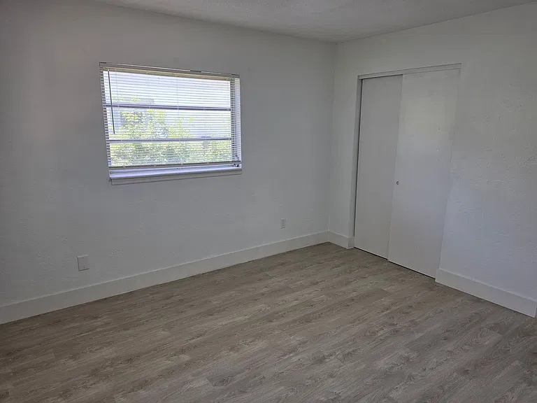 640 Westward Cir — Photo 26