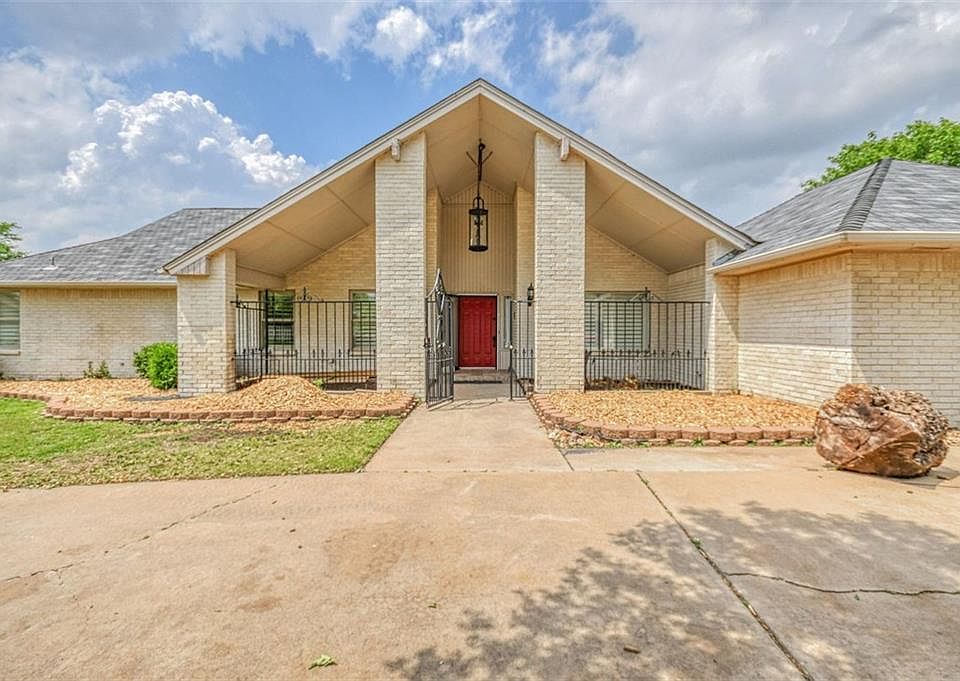 1st image of 4213 Tamarisk Dr