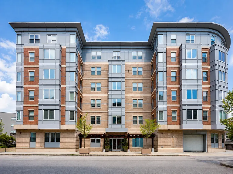 16 Miner St #401 — Photo 33