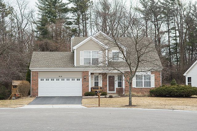 1st image of 910 Cortney Dr