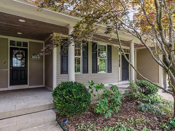 5th image of 68 Delta Dr N