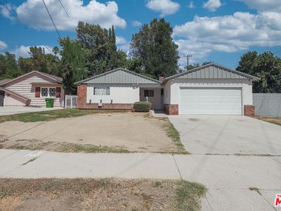 8300 Zelzah Ave, Northridge, CA, 91325