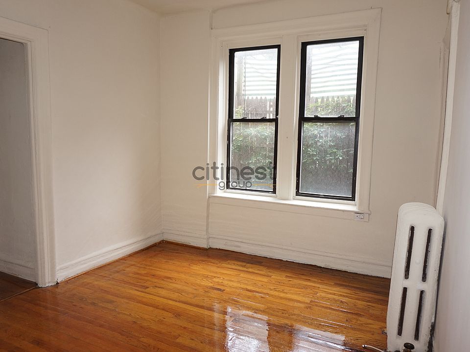 1st image of 261 14th St #Athree