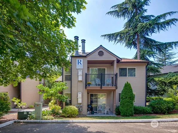 9805 Avondale Road NE #R-250, Redmond, WA 98052