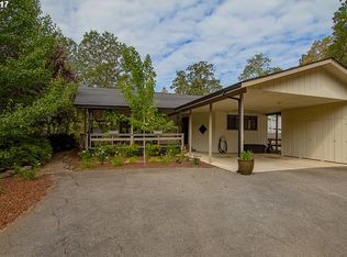 120 Fox Ln, Roseburg, OR 97471