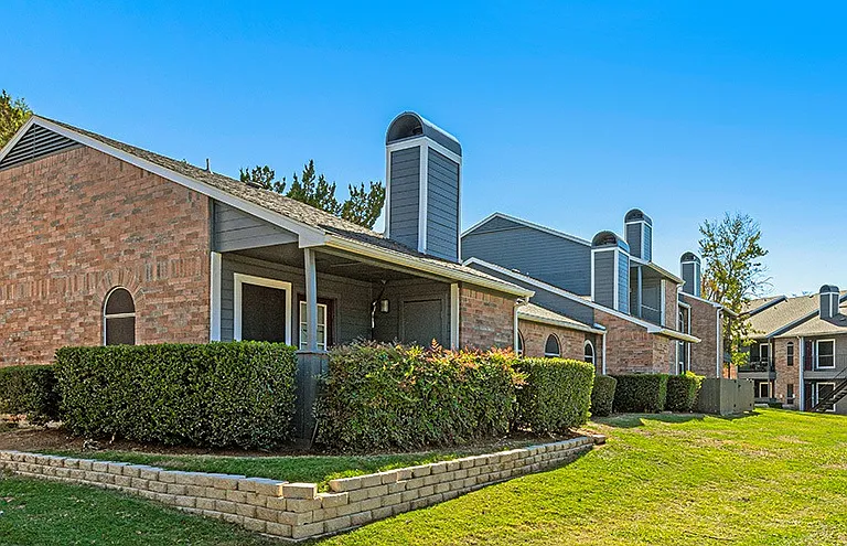 Venue at 8651 Apartments — Photo 18