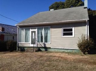 1004 Fix St, Burlington, NC 27215
