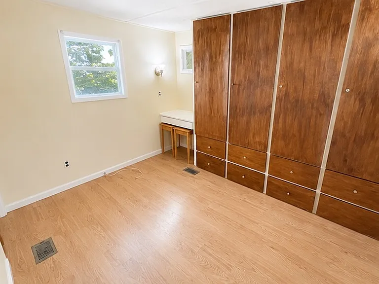 1179 S Meadow Dr — Photo 8