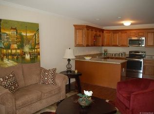 130 Meridian St UNIT 308, Groton, CT 06340