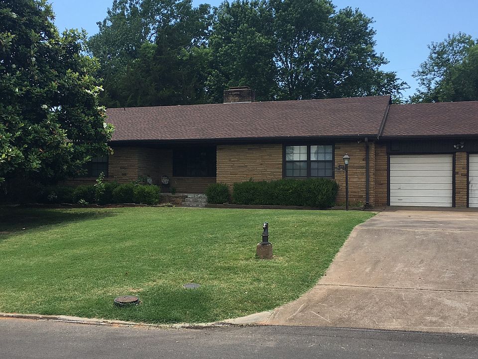 1st image of 14 S Meadowhill Dr
