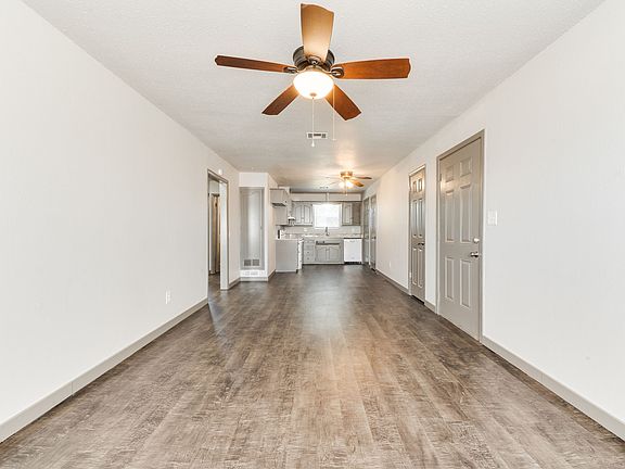 3rd image of 14013 N Everest Ave