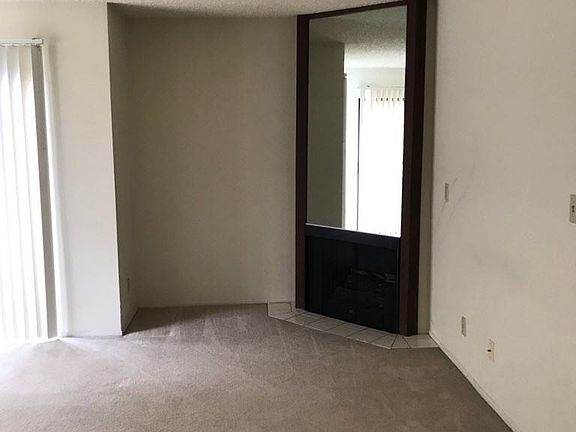 4th image of 1207 N Columbus Ave APT 201