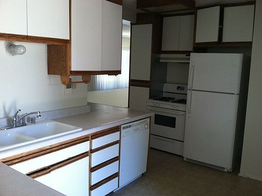 3rd image of 4335 Banning St