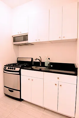 Rented by GPA Realty | media 18