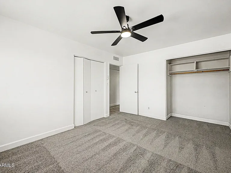 1243 E Riviera Dr — Photo 11
