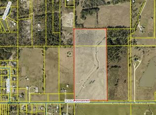 W Dave Dugas Rd, Sulphur, LA 70665