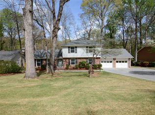 618 Dorsey Cir SW, Lilburn, GA