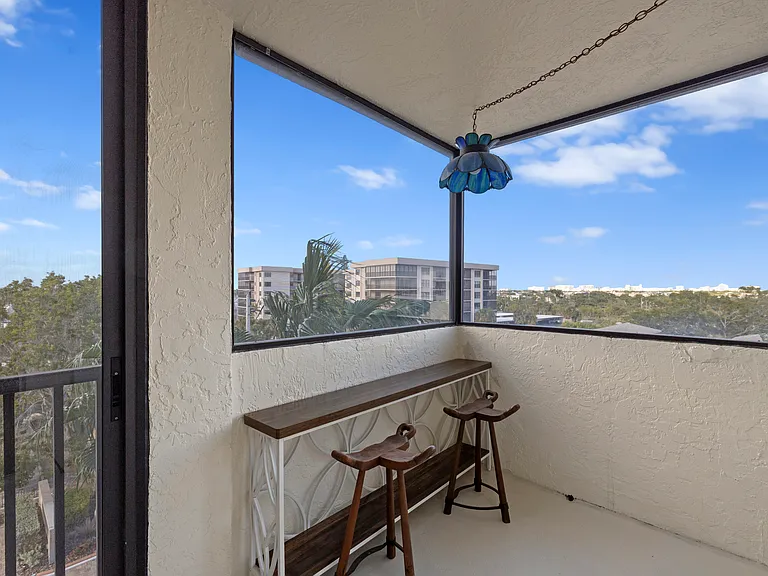 1104 Ben Franklin Dr #518 — Photo 29