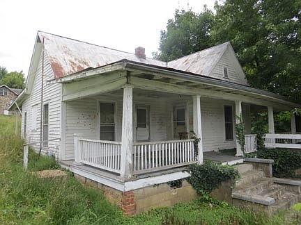 2nd image of 260 Walker Ave