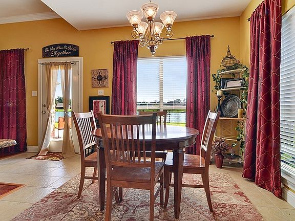 5th image of 8293 Quiet Creek Dr
