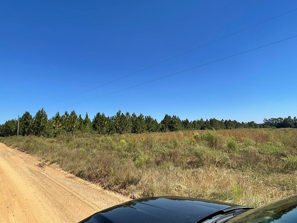 2nd image of Xx Clayton Ln