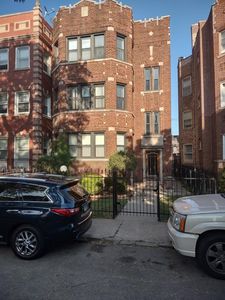 8037 S Champlain Ave, Chicago, IL, 60619