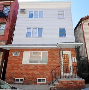 108 Elm St, Newark, NJ, 07105