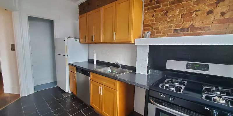 Rented by BLS Realty | media 6