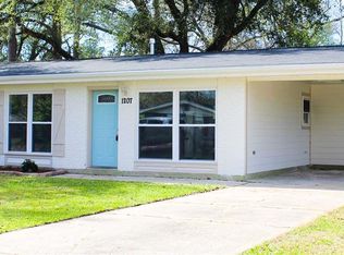 1207 Wanda Ave, Denham Springs, LA 70726