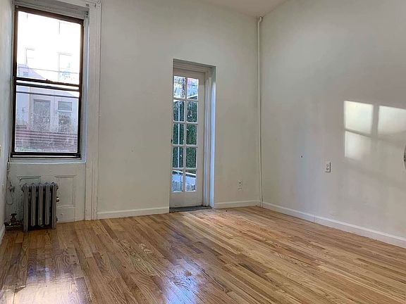 4th image of 423 S 5th St #1F