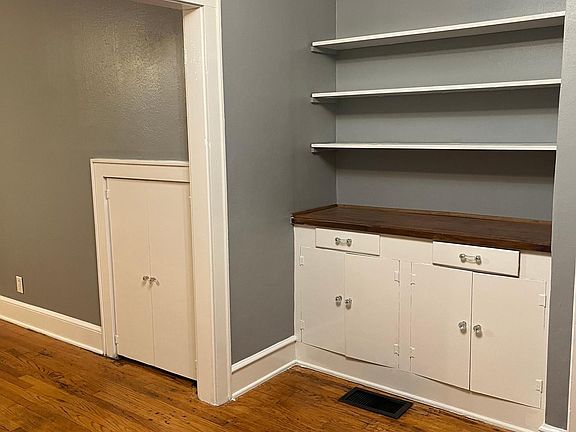 4th image of 3423 Fairfield Ave #3415