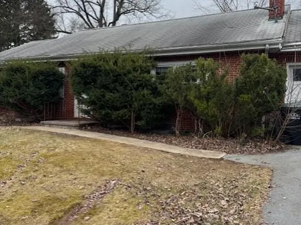 225 Homan Ave, State College, PA 16801
