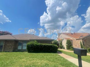 3037 Airhaven St, Dallas, TX 75229