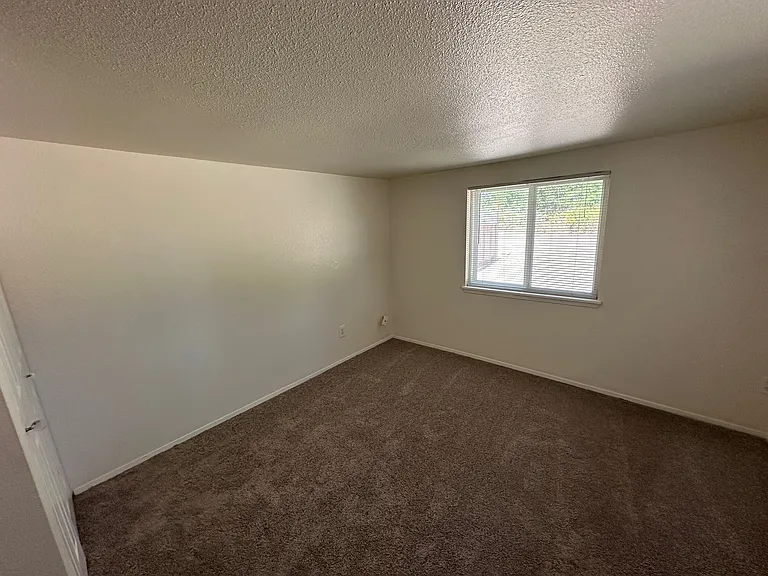9615 214th Ave E — Photo 13