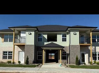 Royal Troon - 207 Palmer Court, Glasgow, KY 42141