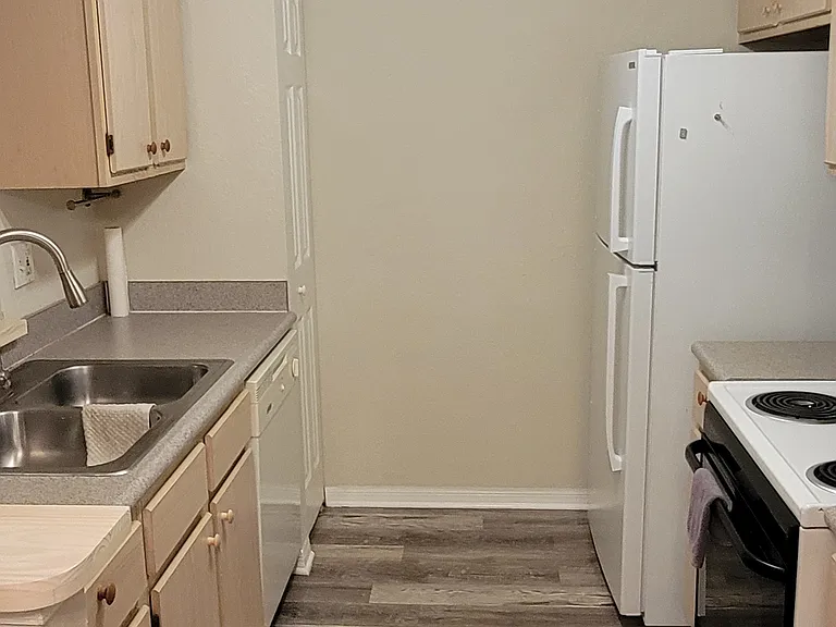7411 Vista Way #103 — Photo 15