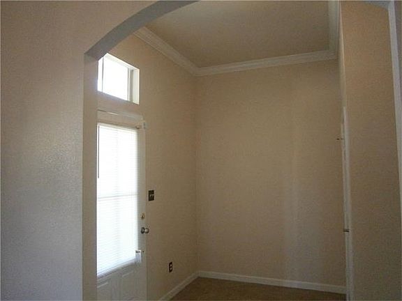 2nd image of 25715 Palmwood Ct