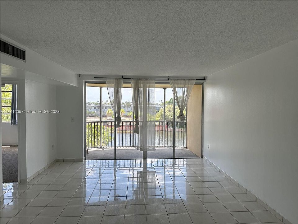 1st image of 1750 NE 191st St #323E-4